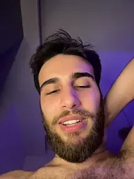 2HARDKURT webcam model stream image