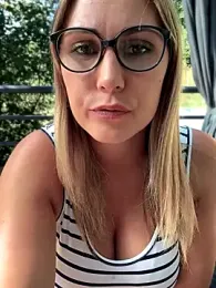 Leanymphoo webcam model stream image