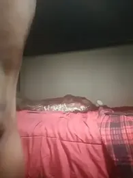 Blkandlovealls webcam model stream image