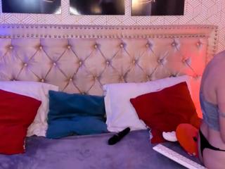 Samantha Walle webcam model stream image