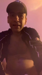 Chiccocriseed webcam model stream image