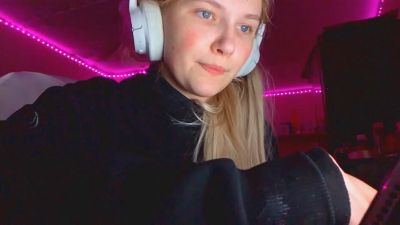 EleaseRaine webcam model stream image