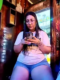 You-kitty2025 webcam model stream image