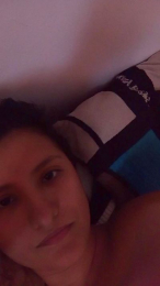 emma_strange4 webcam model stream image