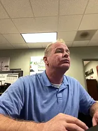 hintly webcam model stream image