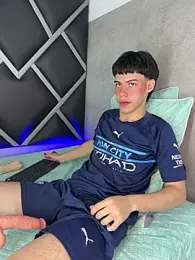 Lucian-greyy webcam model stream image