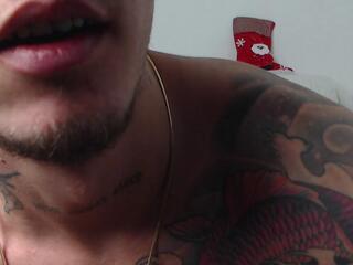 Zed Muscle webcam model stream image