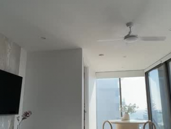 oliviabrookess webcam model stream image