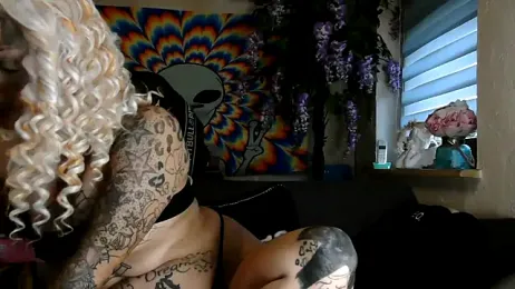 RoxxyInk webcam model stream image