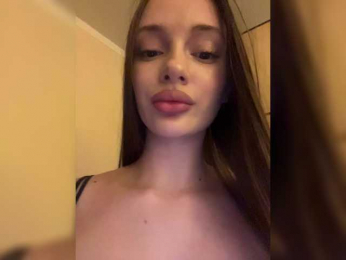 Pussydollnet webcam model stream image