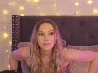 Ambrianna webcam model stream image