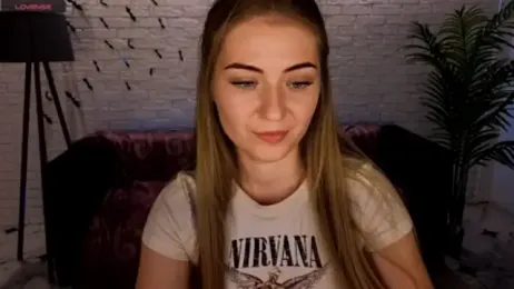 Adelyna_Bird webcam stripchat model stream image