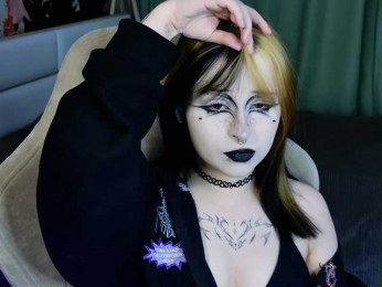 EricaMoon webcam model stream image