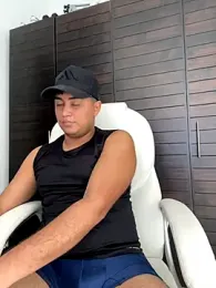 Angel_Brown1_ webcam model stream image