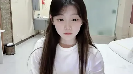 yang-yang-yang webcam stripchat model stream image