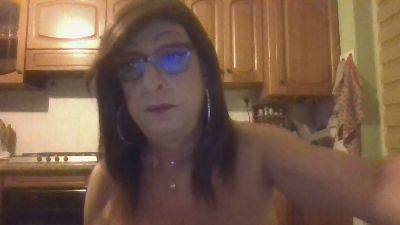 Tiabet webcam model stream image