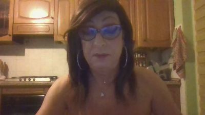 Tiabet webcam model stream image