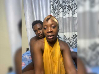 Heartmate webcam bongacams model stream image