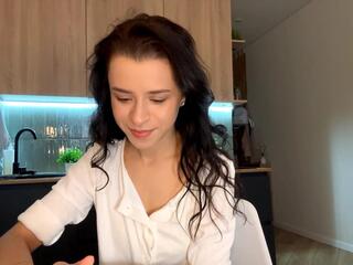 Violette Lucian webcam model stream image