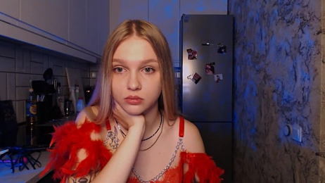 NaomiShake webcam model stream image