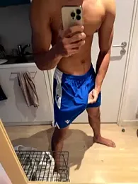 bigDickParis92 webcam model stream image