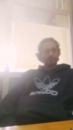 Valenlio_Por webcam model stream image