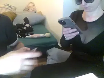 Mia-Sweet2002 webcam model stream image