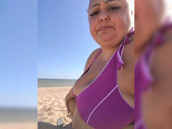 BigMilf webcam model stream image