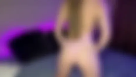 HalfUndone webcam model stream image