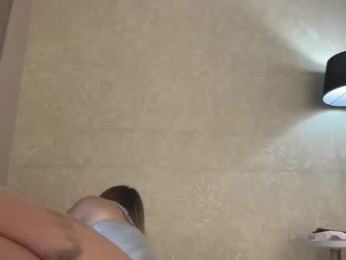 fflloowweerr webcam model stream image