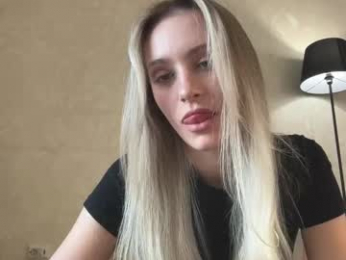 fflloowweerr webcam model stream image