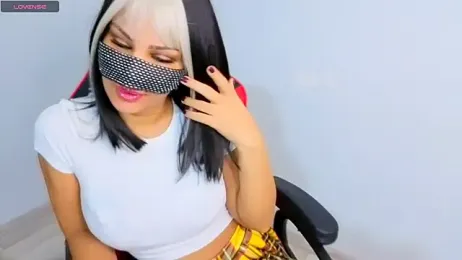 Turkish-Latina webcam model stream image