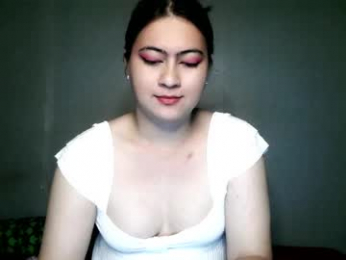 dreamycreamyst webcam model stream image
