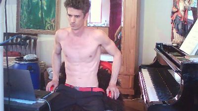 PianoTobe webcam model stream image