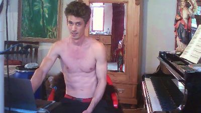 PianoTobe webcam cam4 model stream image