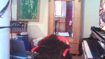 PianoTobe webcam model stream image