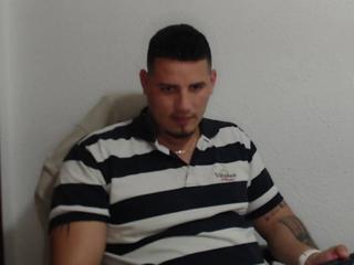 Milan Thomson webcam model stream image