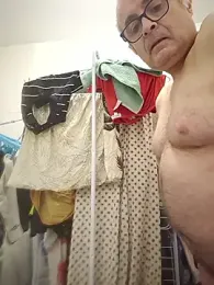 Bretoncool webcam model stream image