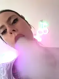 Stoned-baby69 webcam model stream image