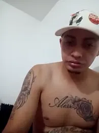 ojitos22 webcam model stream image