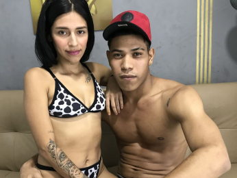 HolyAndMcKensy webcam model stream image