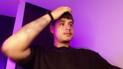 matt_reinold1 webcam model stream image