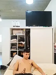 AlexObregon014 webcam model stream image
