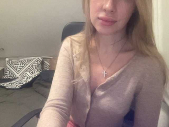Sweet-Melodie webcam model stream image