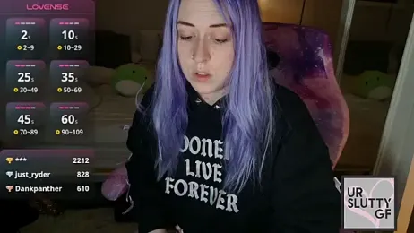 ursluttygf webcam stripchat model stream image