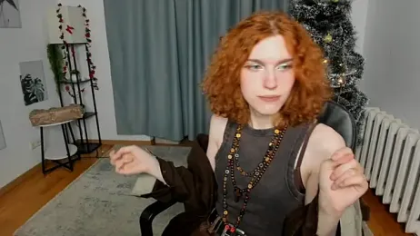 LunarHollow webcam stripchat model stream image