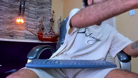 Hottie_Bear webcam stripchat model stream image