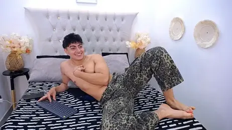 FrexFlame webcam model stream image