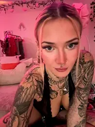Stella-Kink webcam model stream image