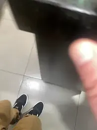 Hjsjsjsjjd webcam stripchat model stream image